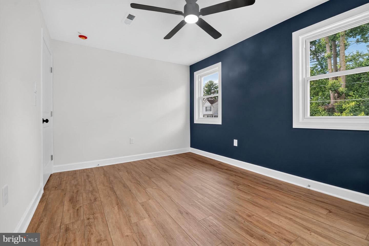 27 Glenwood Avenue photo 17