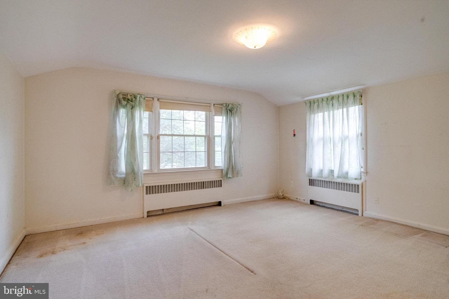 500 Stratford Ct photo 28