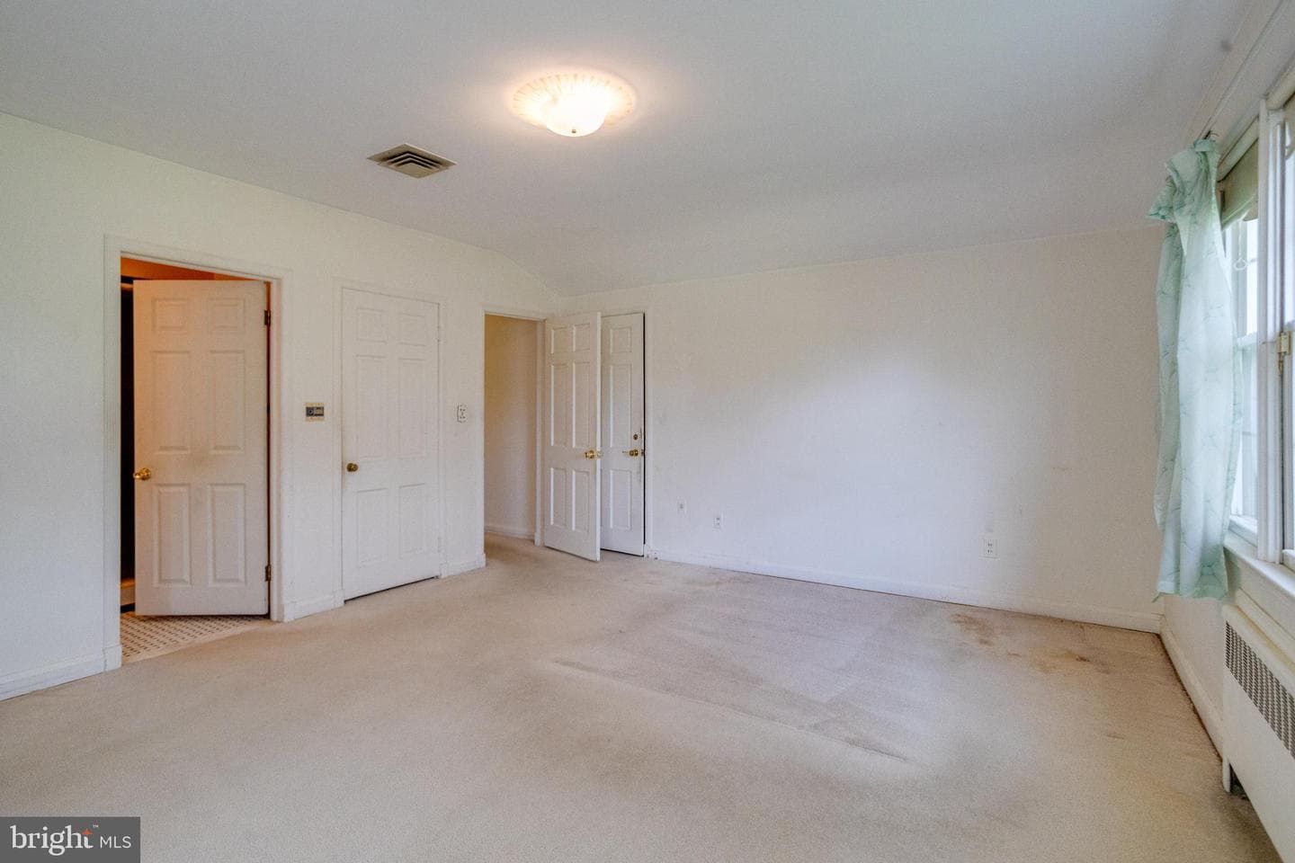 500 Stratford Ct photo 31