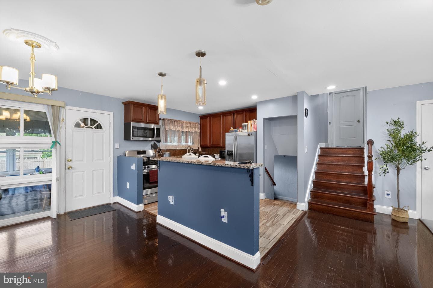 5909 Charnwood Road photo 12