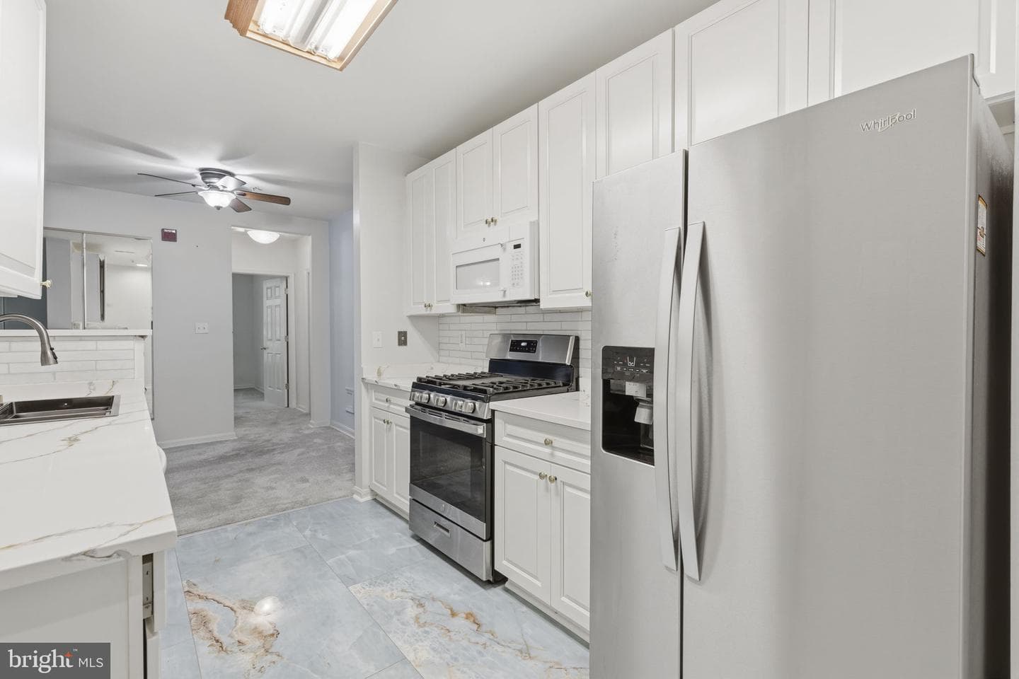 9695 Devedente Drive #100 photo 11