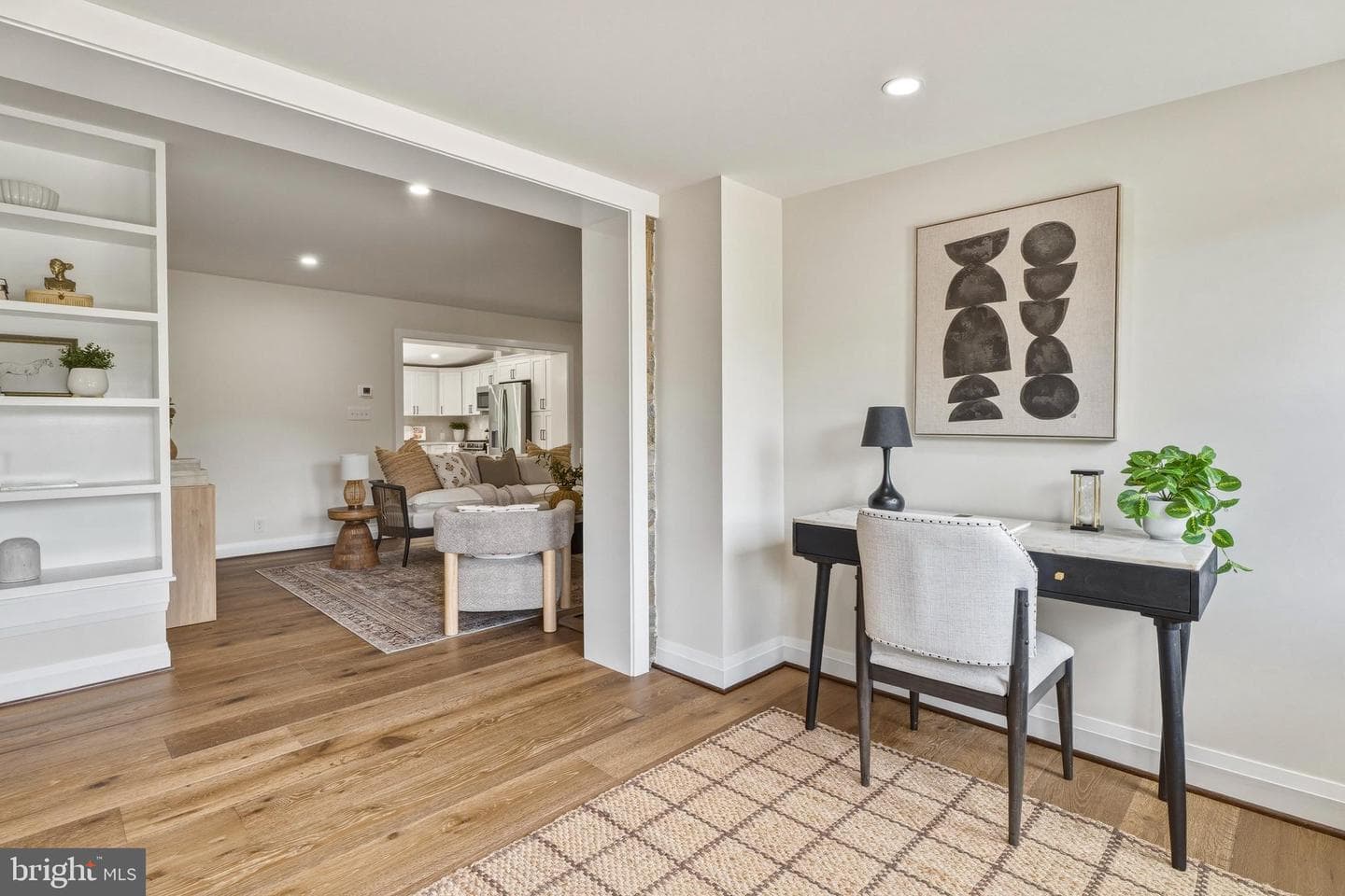 908 Stevenson photo 16
