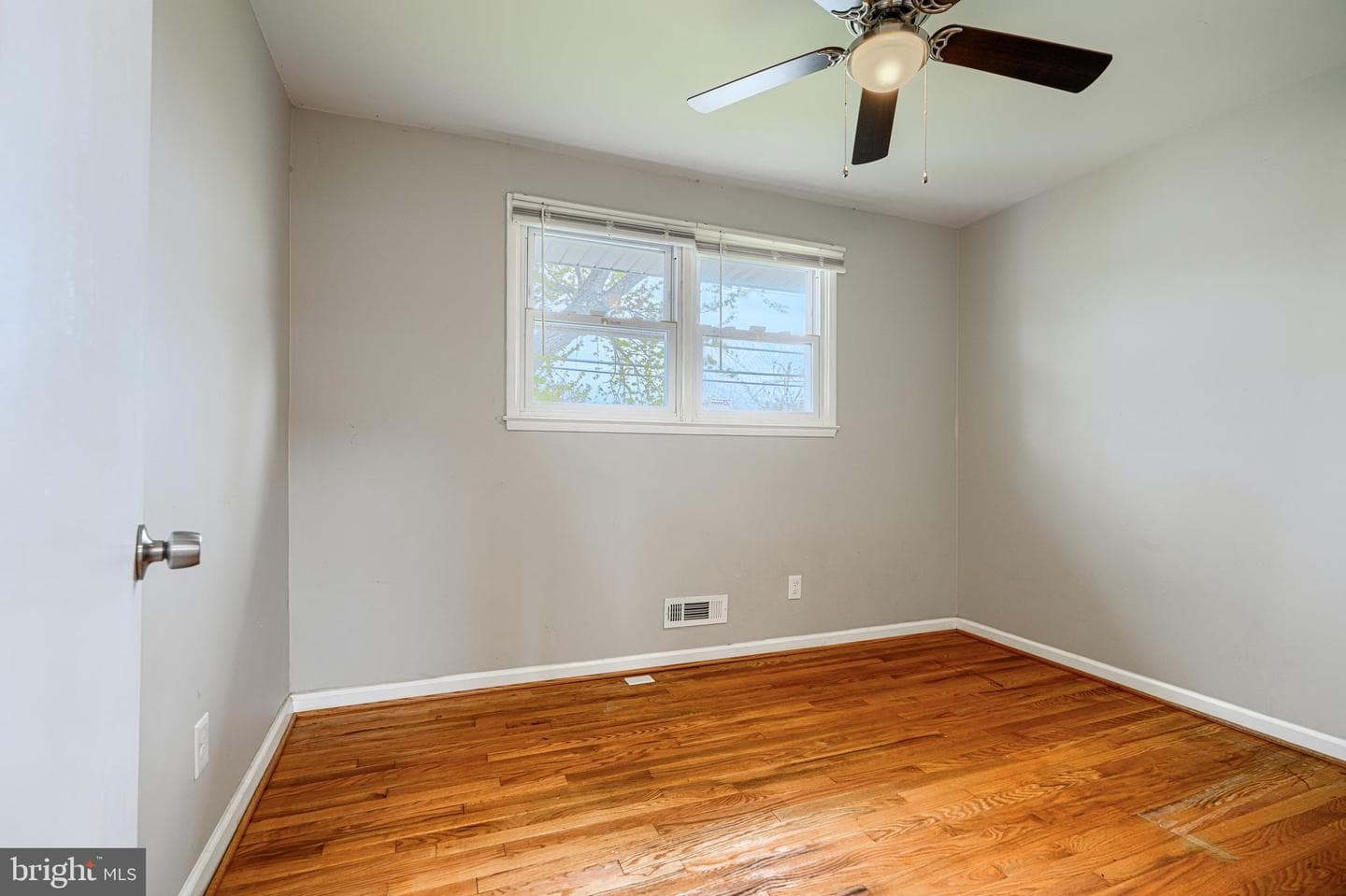1405 Ingleside Avenue photo 13