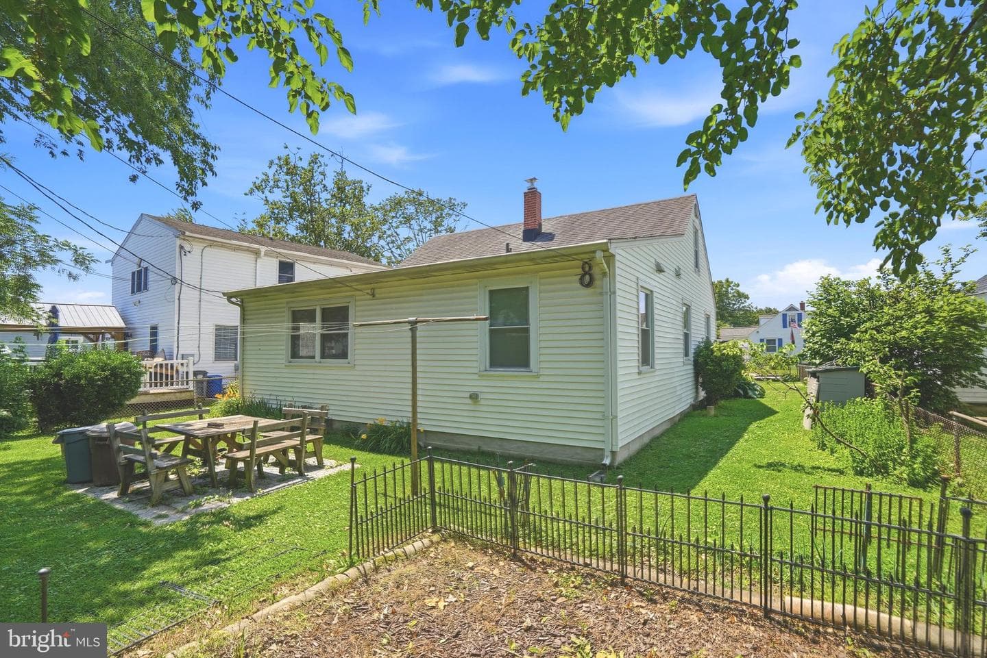 8240 Longpoint Road photo 24