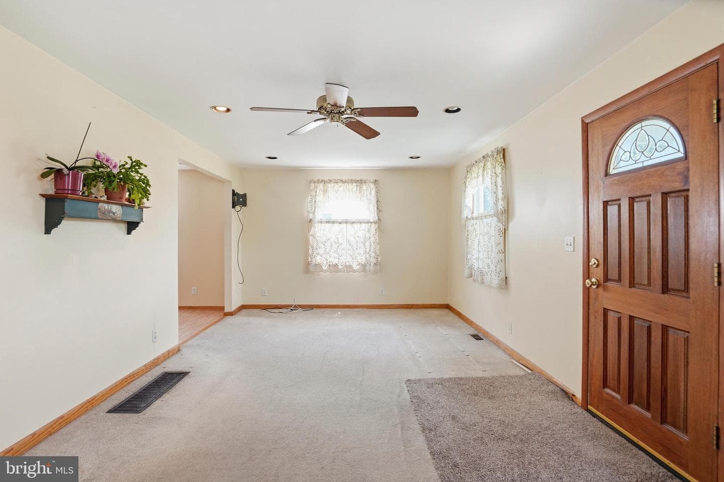 8240 Longpoint Road photo 4