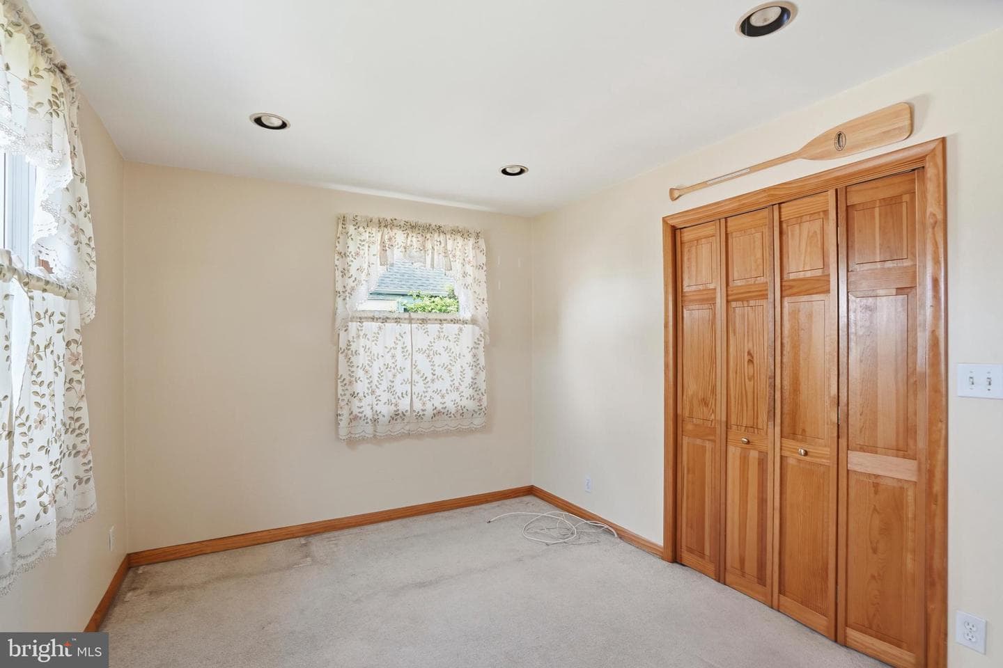 8240 Longpoint Road photo 6