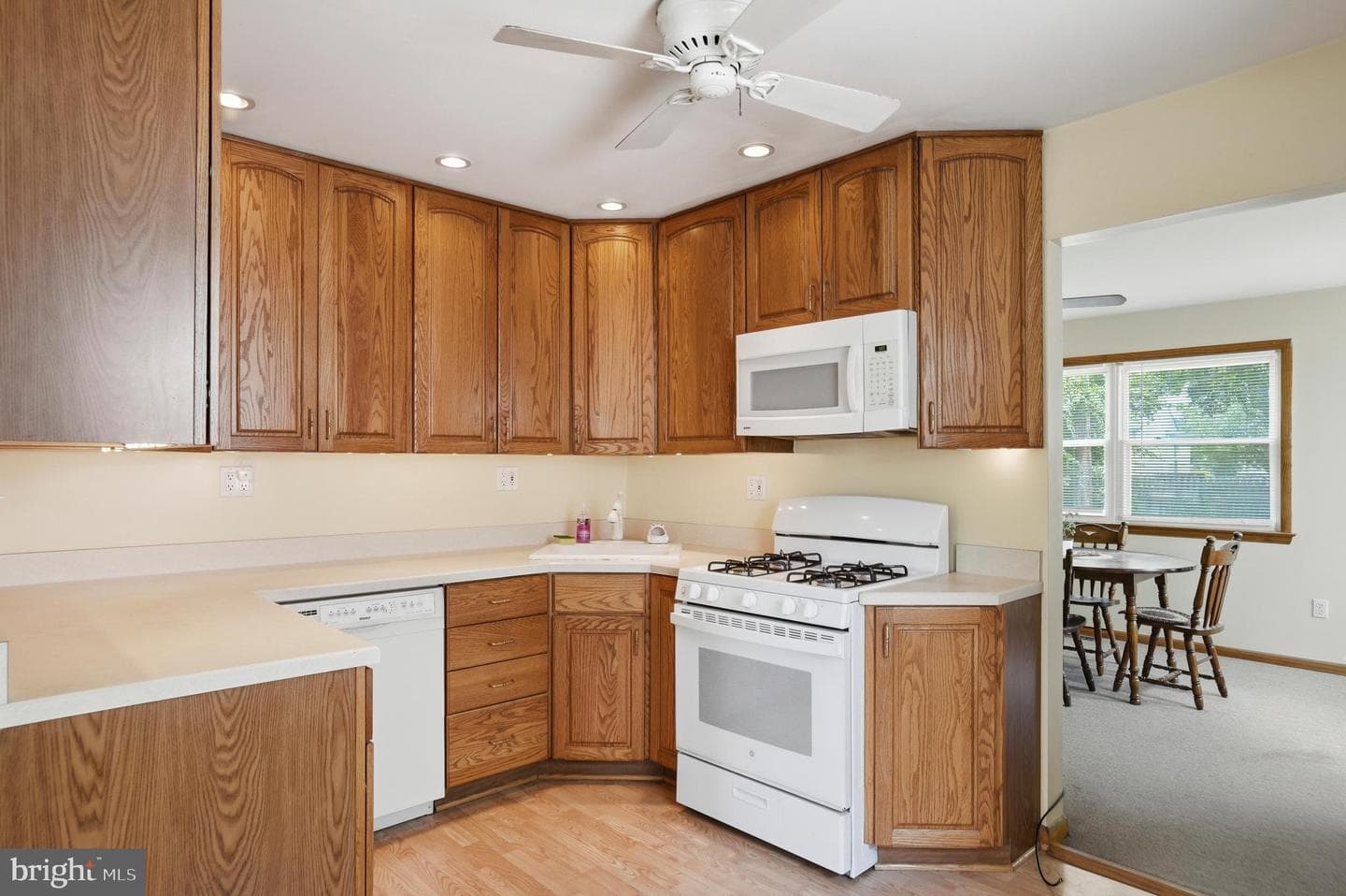 8240 Longpoint Road photo 8