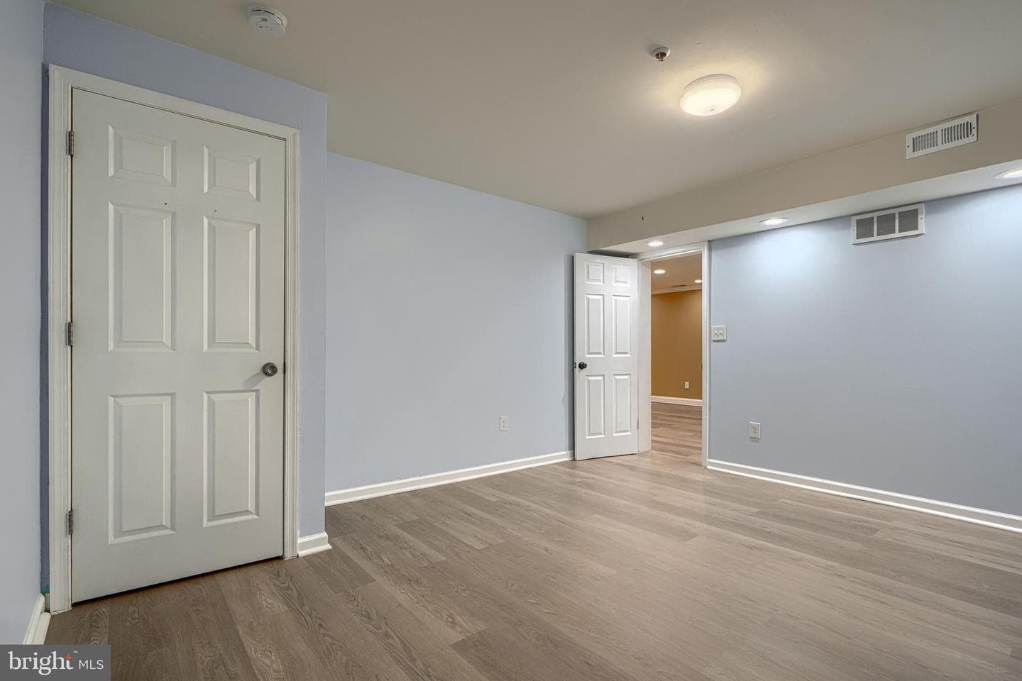 516 Lafayette Avenue photo 33