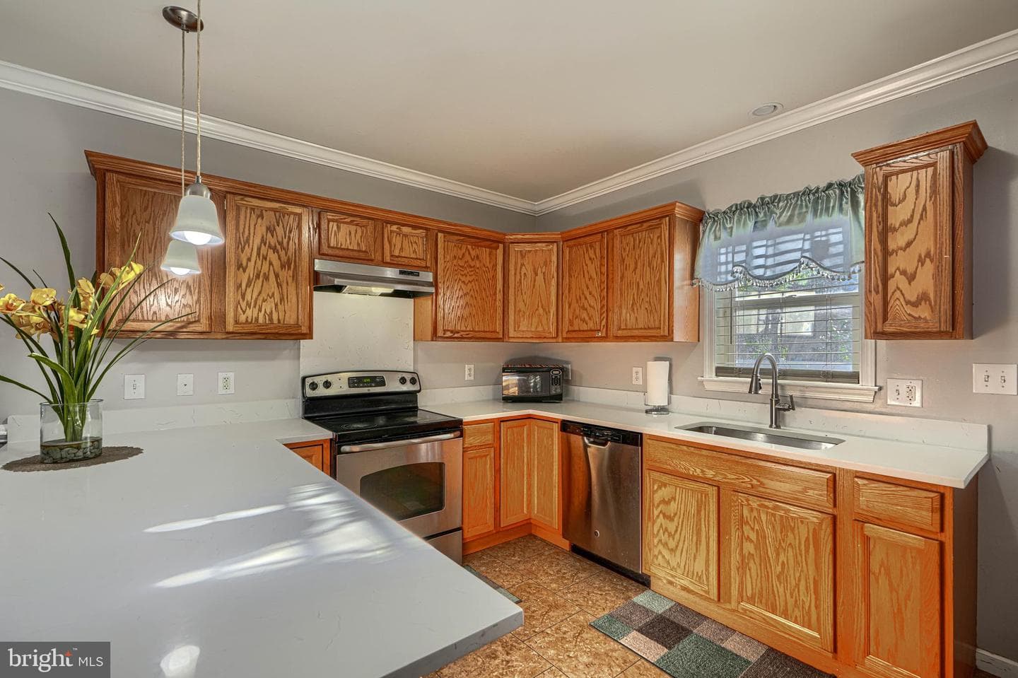 516 Lafayette Avenue photo 8