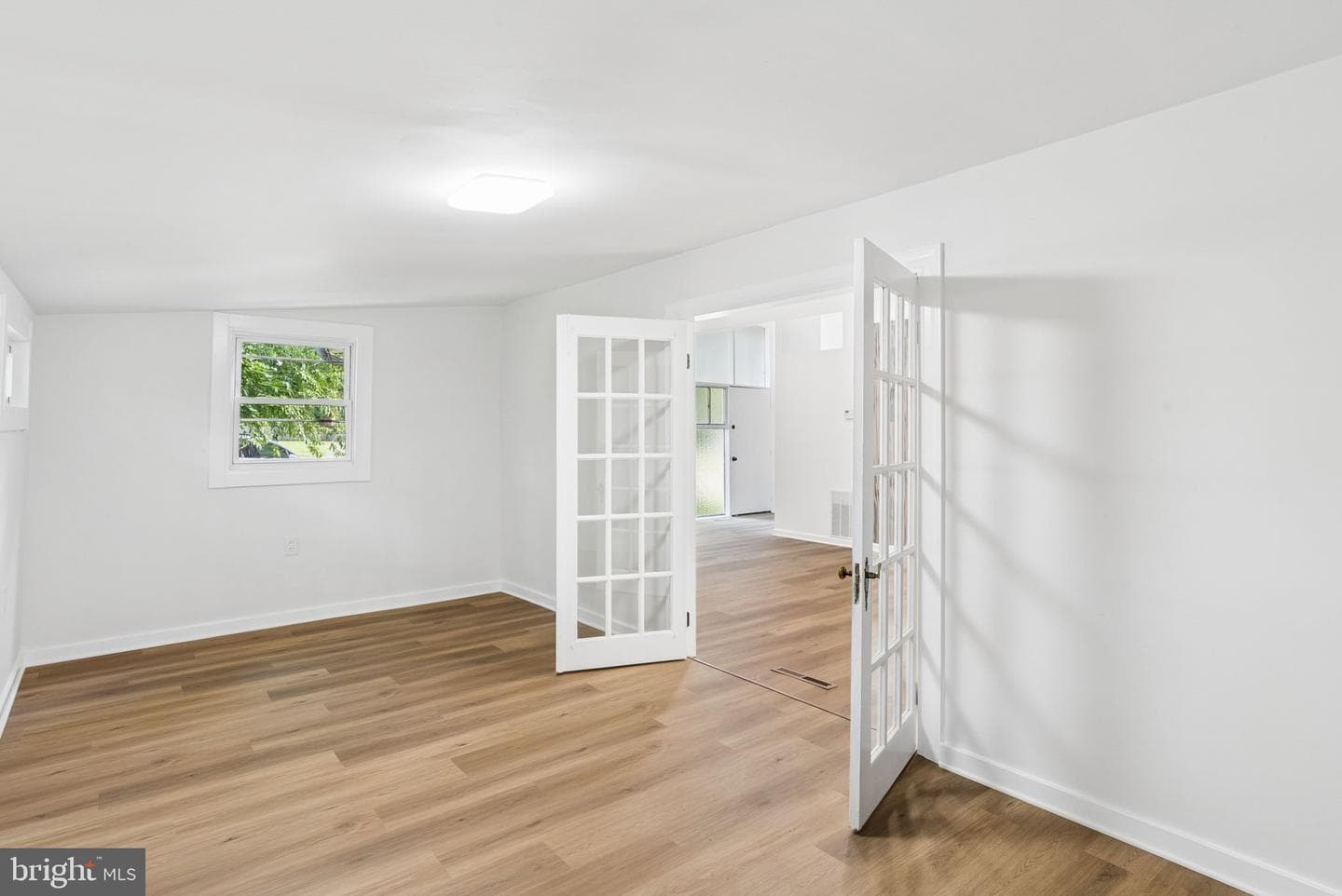 4748 Old Court Road photo 25