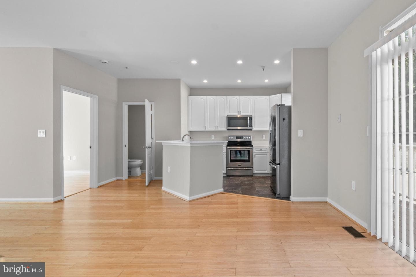 519 Ensemble Ct photo 15