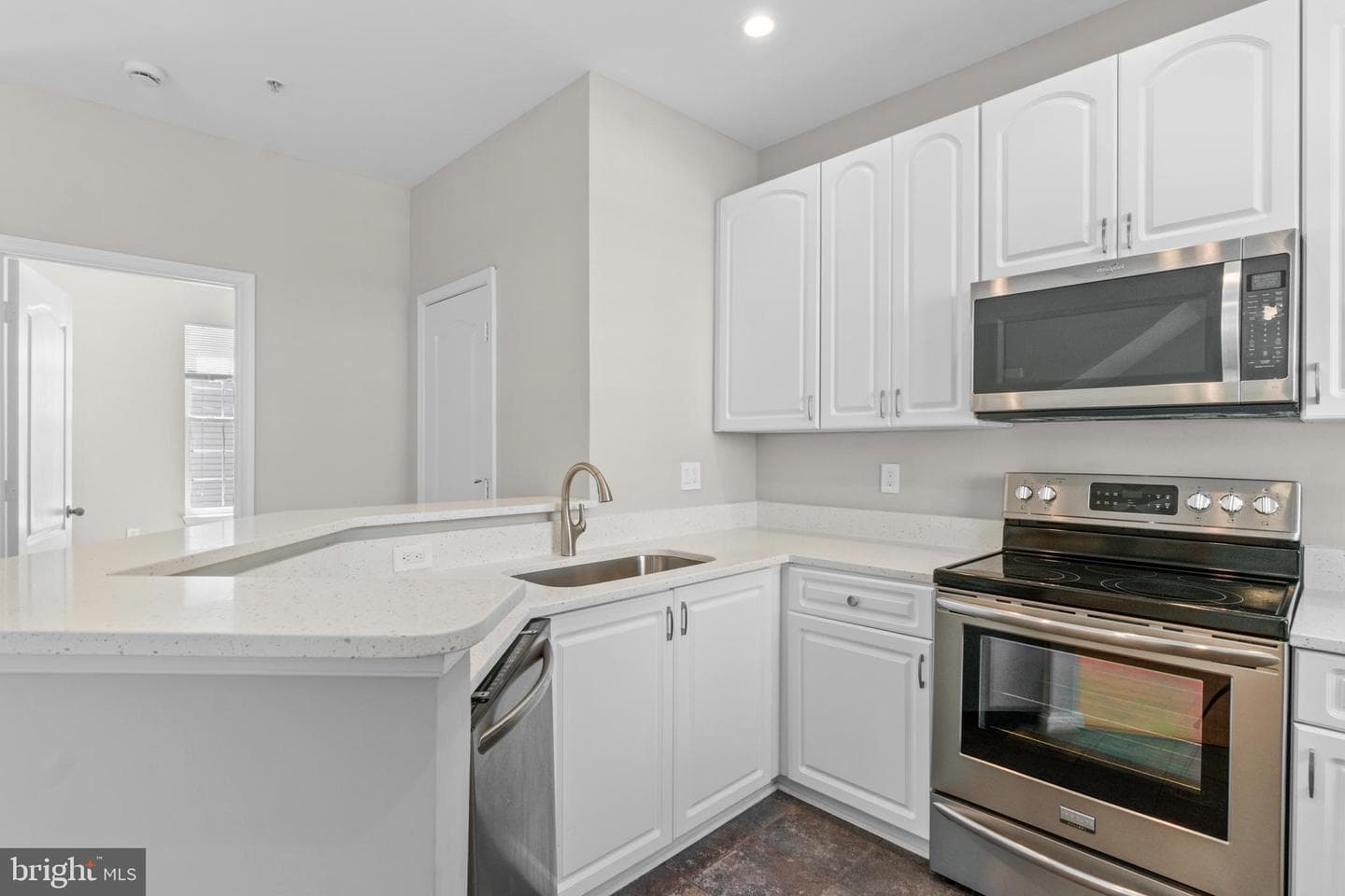 519 Ensemble Ct photo 20