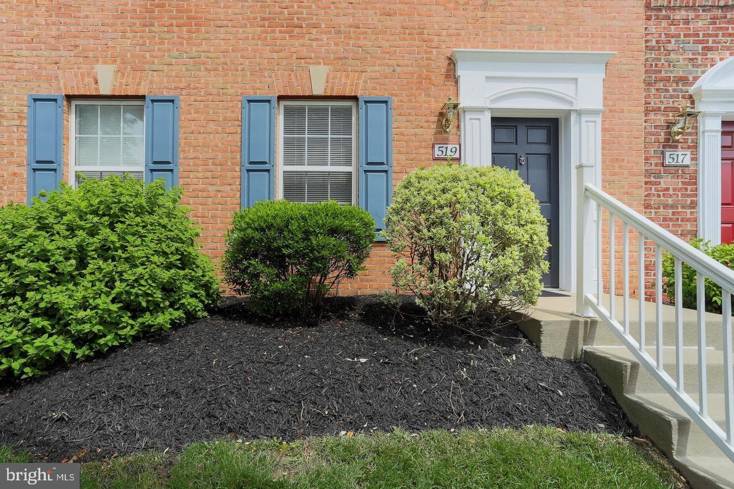 519 Ensemble Ct photo 3