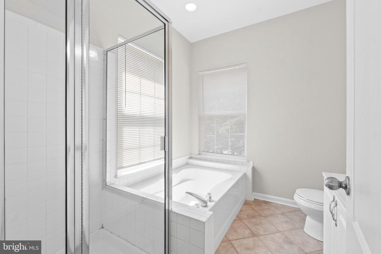 519 Ensemble Ct photo 36