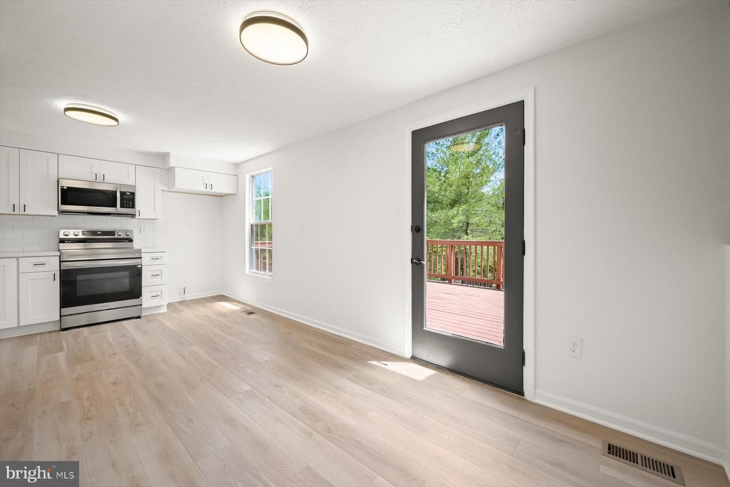 7833 Paddock Way photo 16