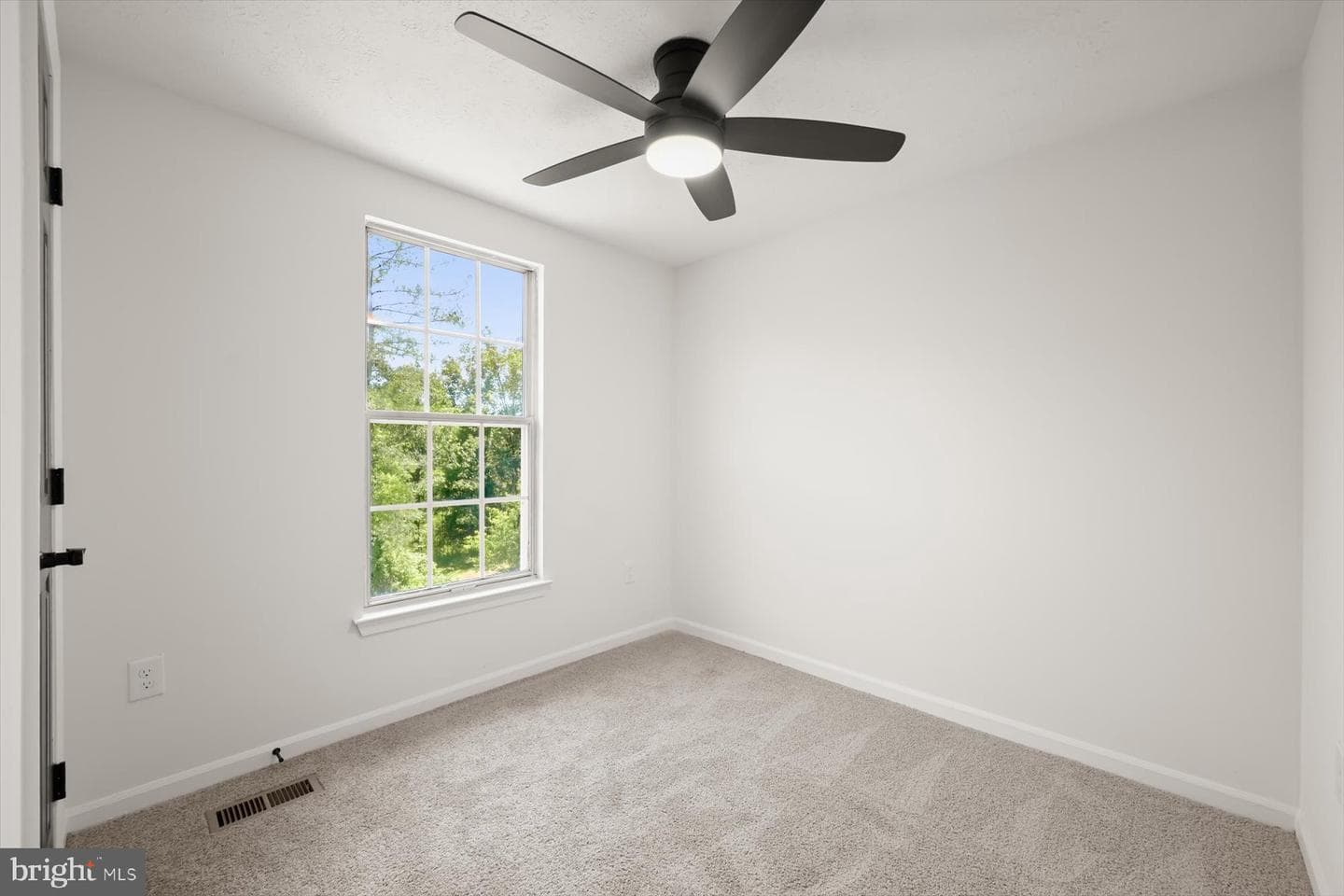 7833 Paddock Way photo 21