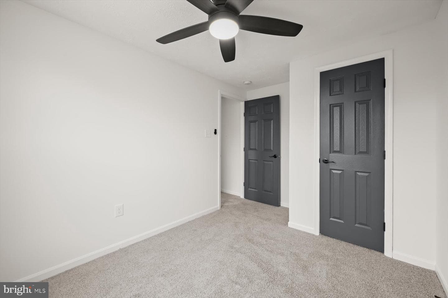 7833 Paddock Way photo 22