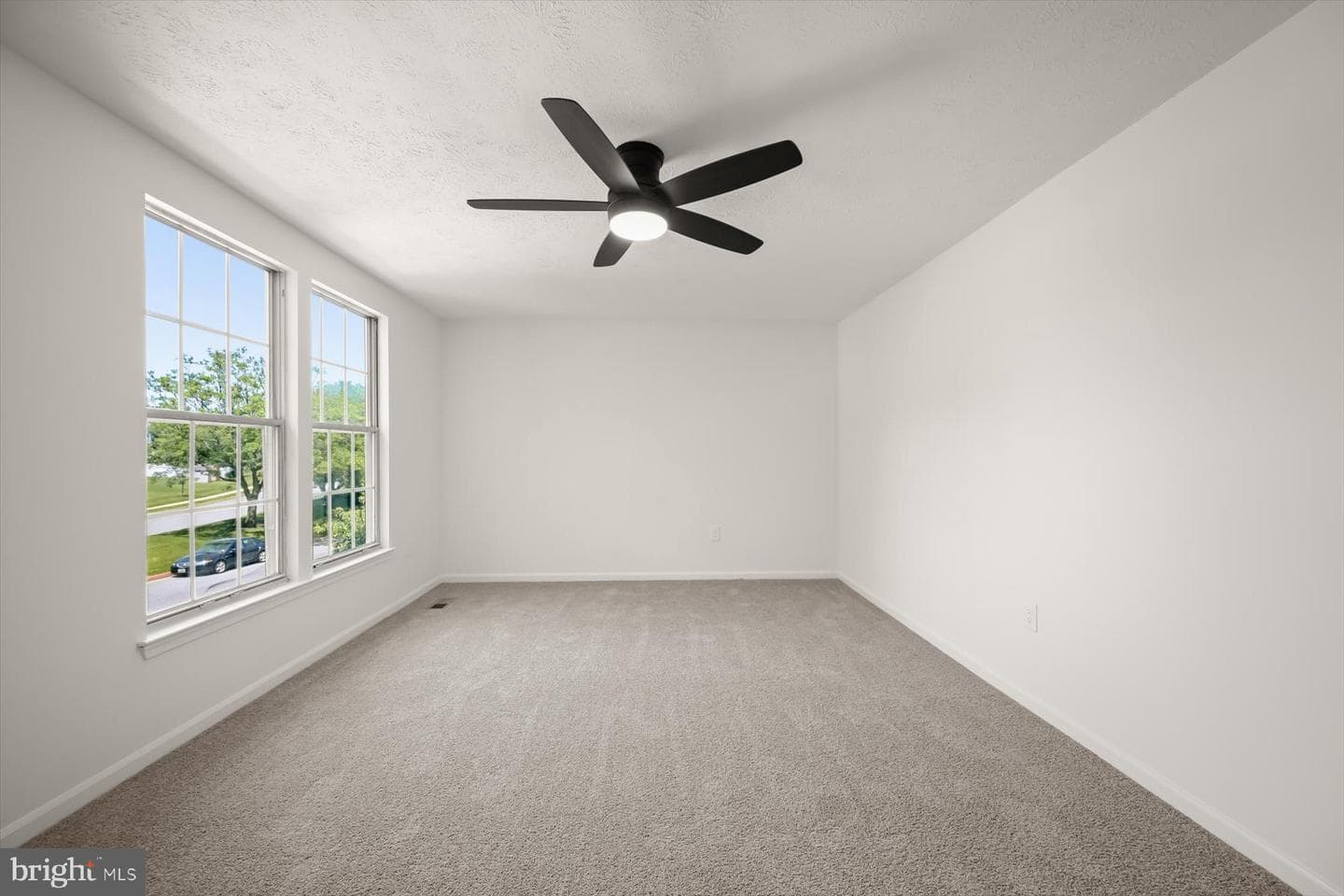 7833 Paddock Way photo 24