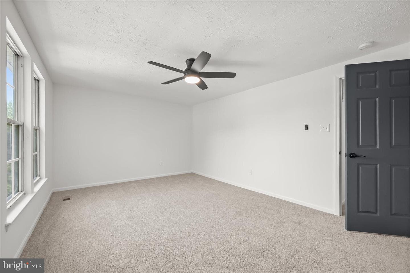 7833 Paddock Way photo 25