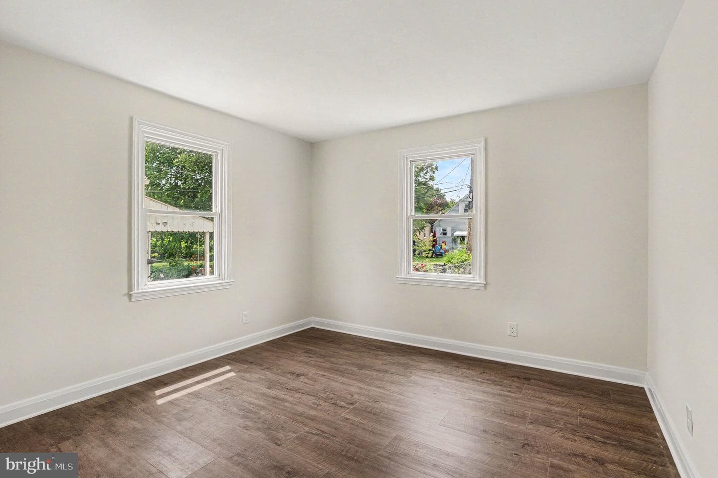 2513 Canterbury Road photo 16