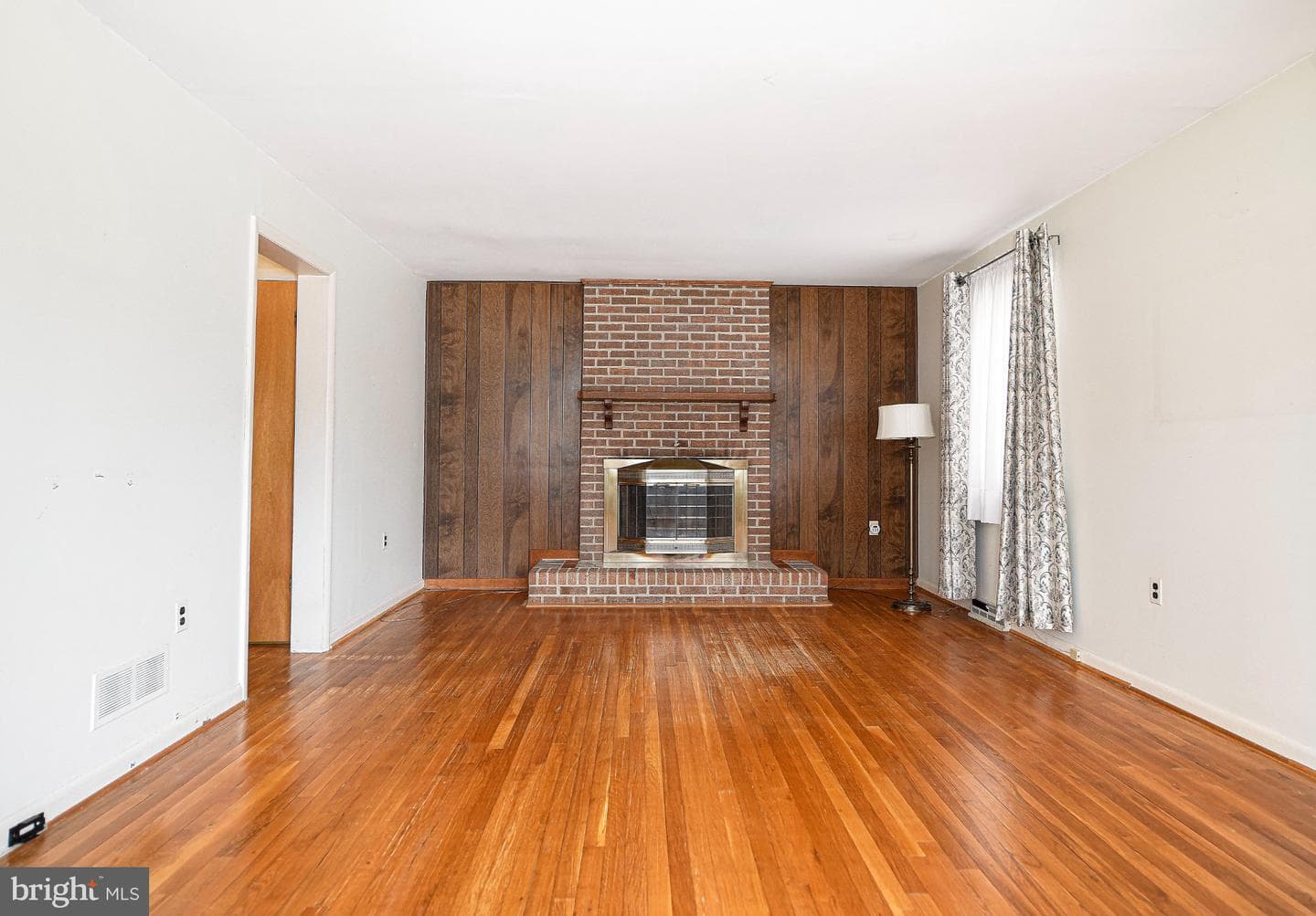 614 George Avenue photo 48