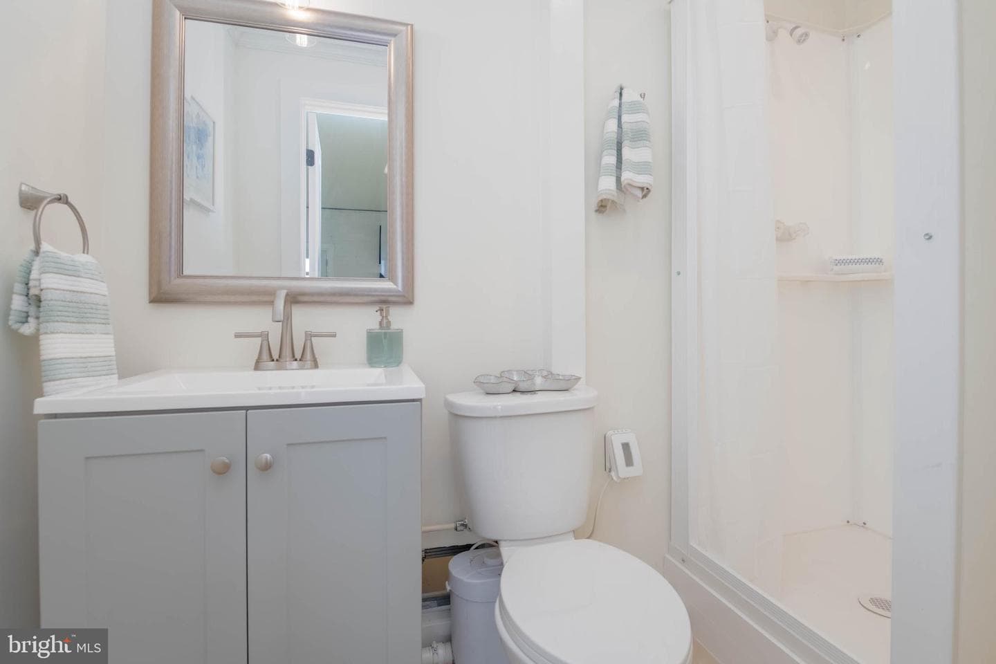 1117 Chester Road photo 49