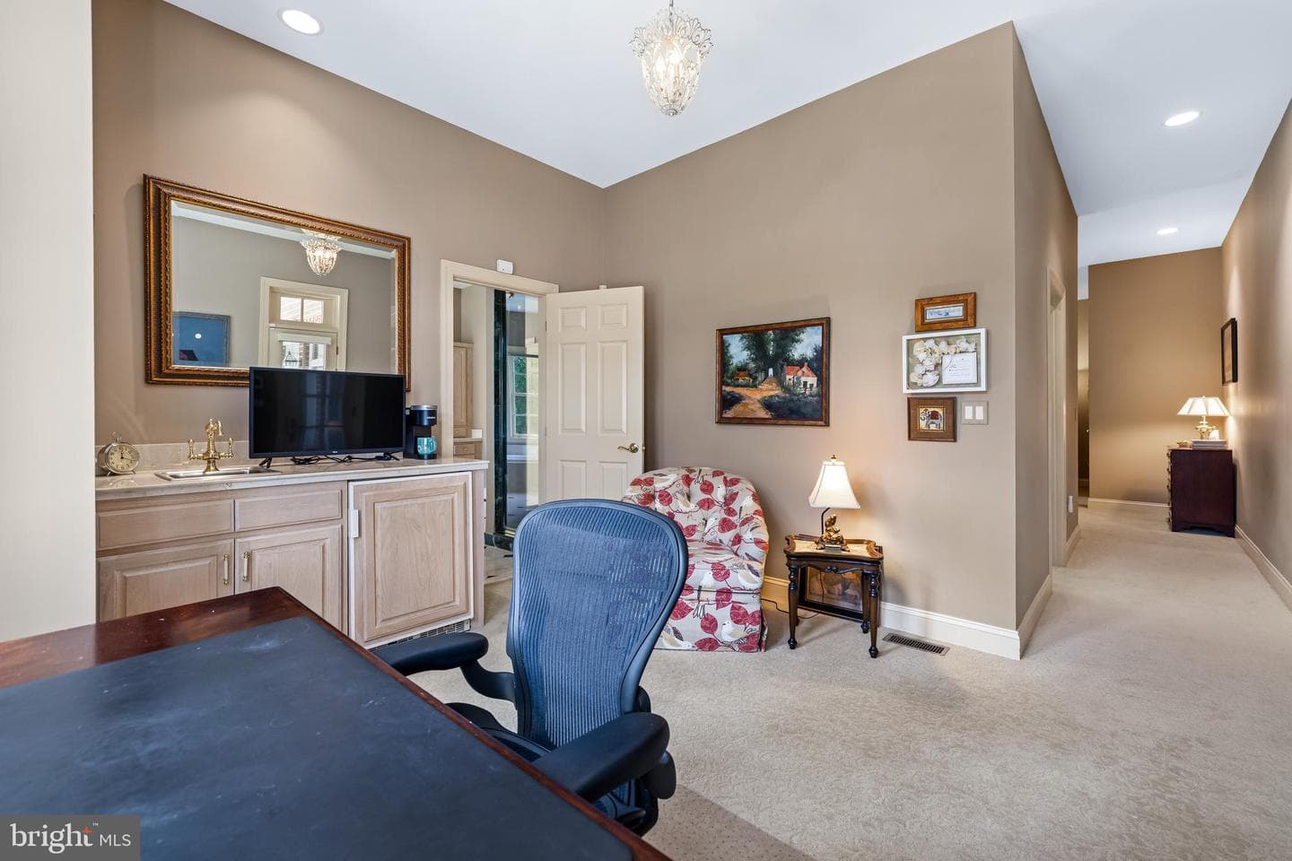11 Springhill Farm Court photo 32