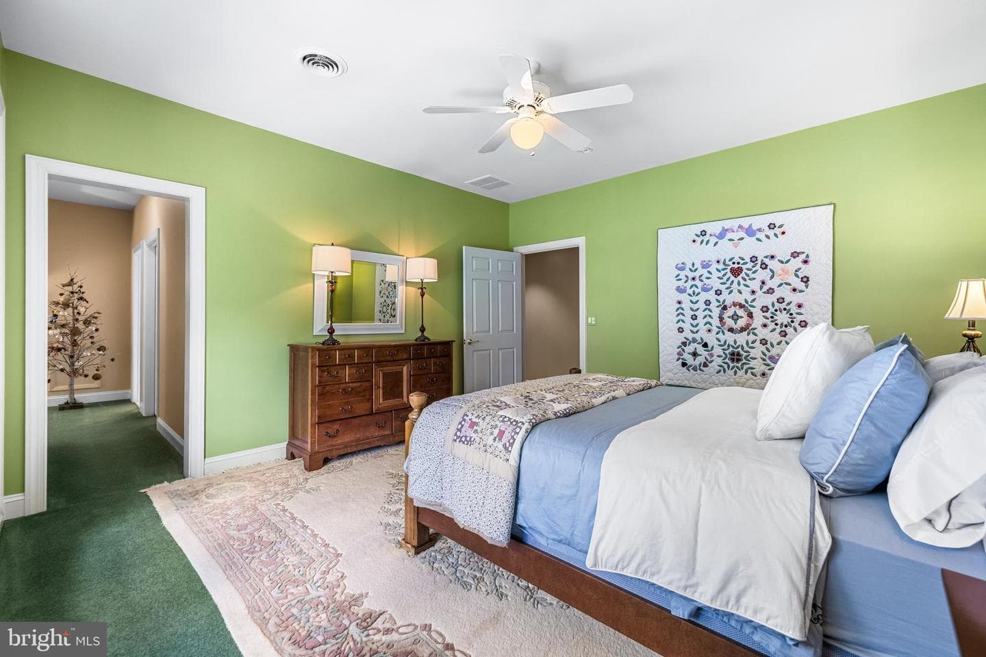 11 Springhill Farm Court photo 44