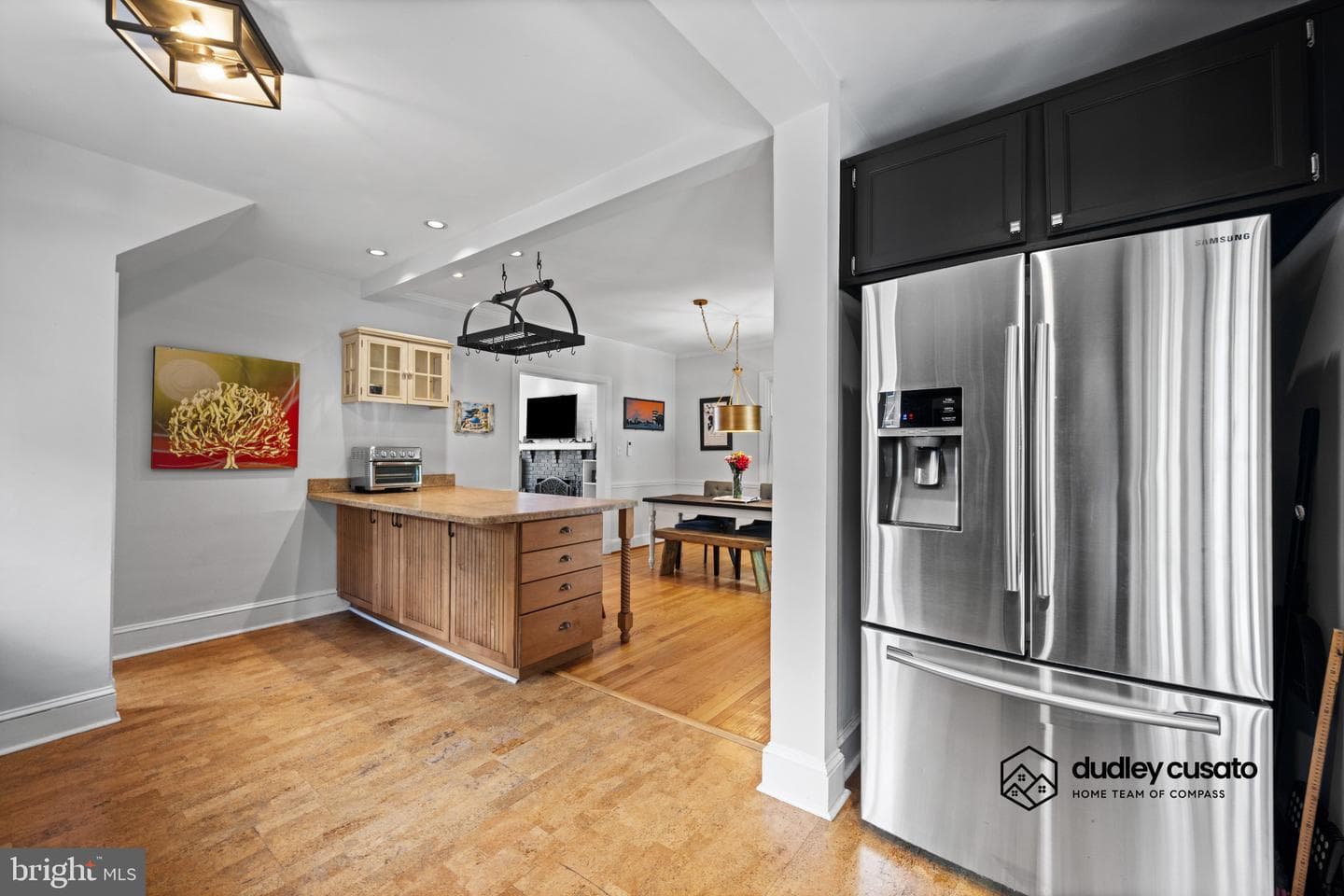 47 Willow Avenue photo 13