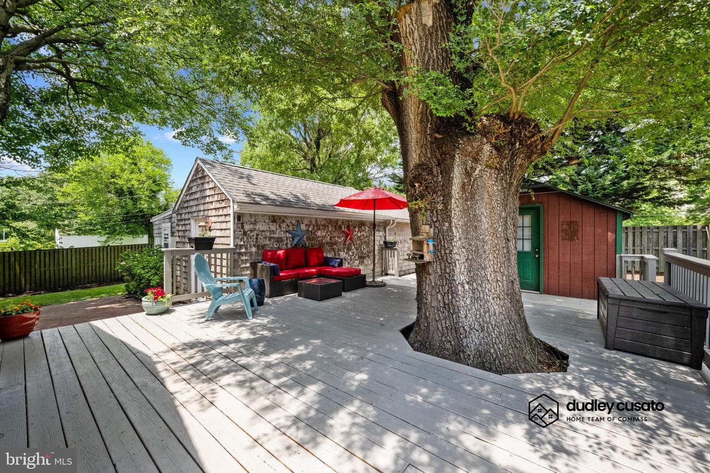 47 Willow Avenue photo 33