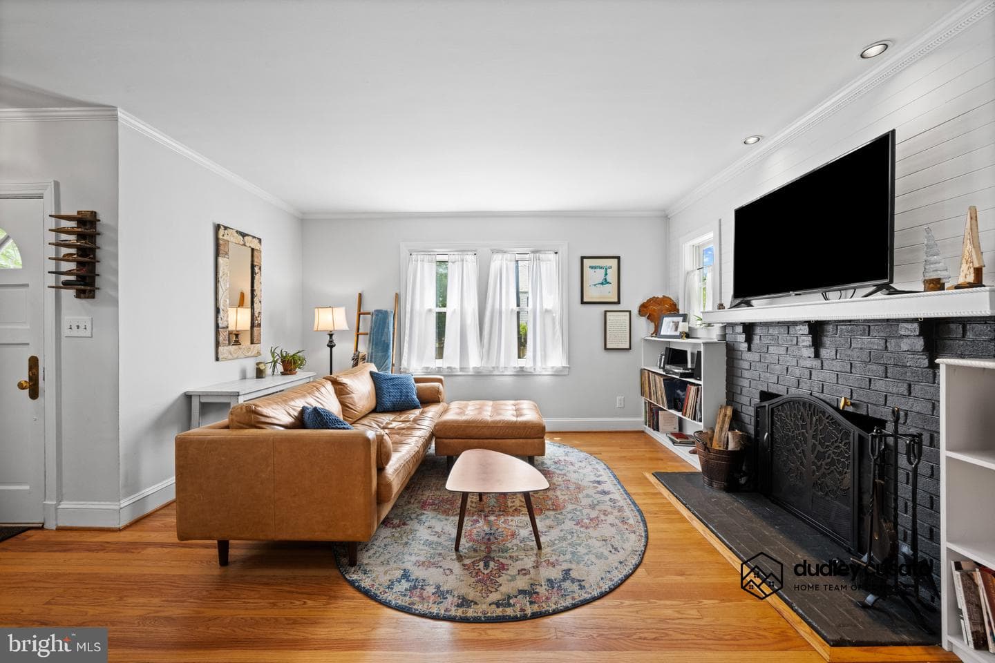 47 Willow Avenue photo 7