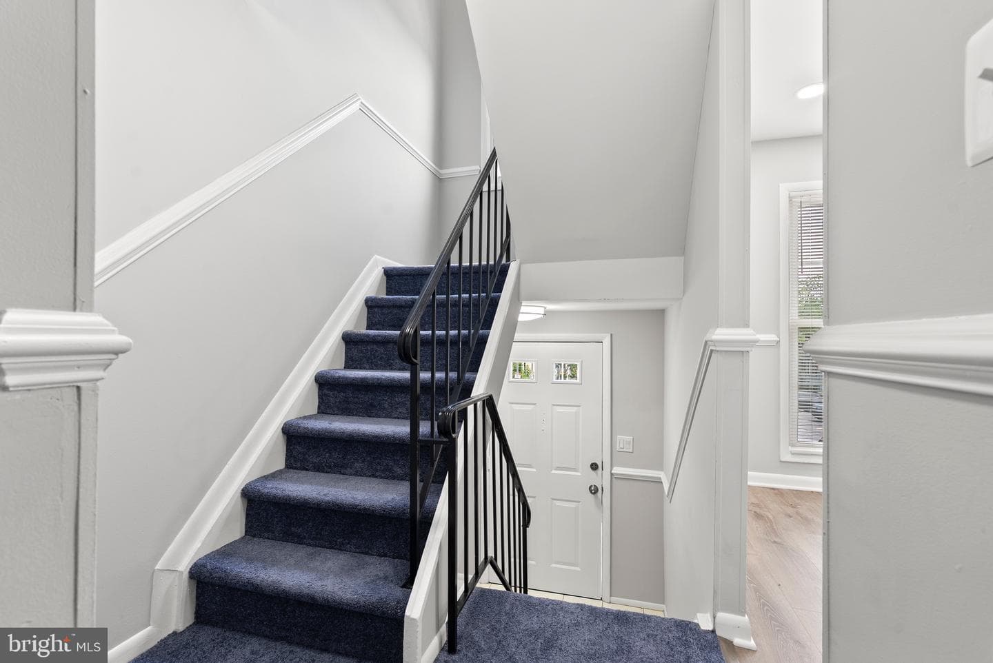 8916 Trimble Way photo 3