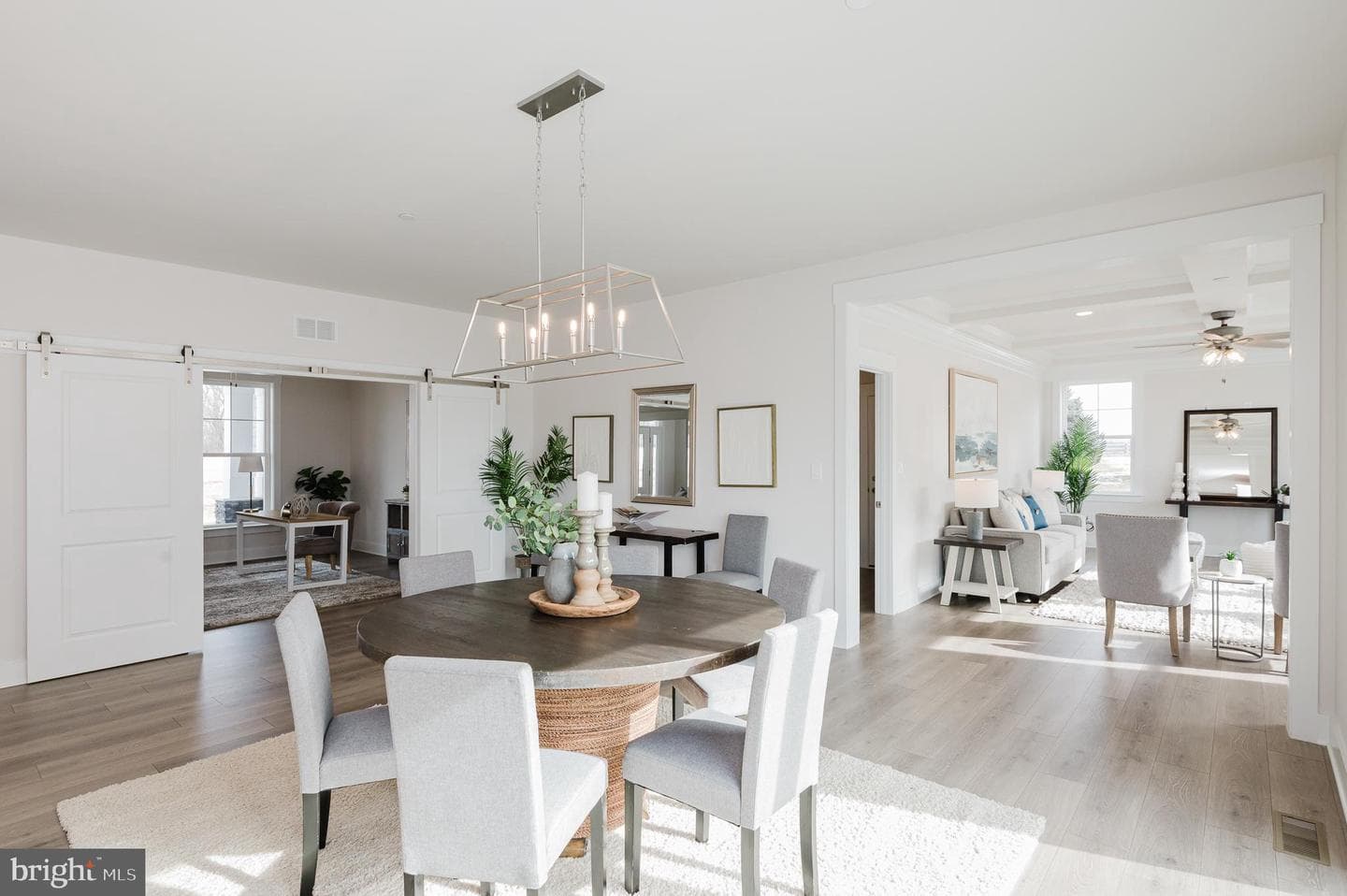 1605a Oakland Road photo 11