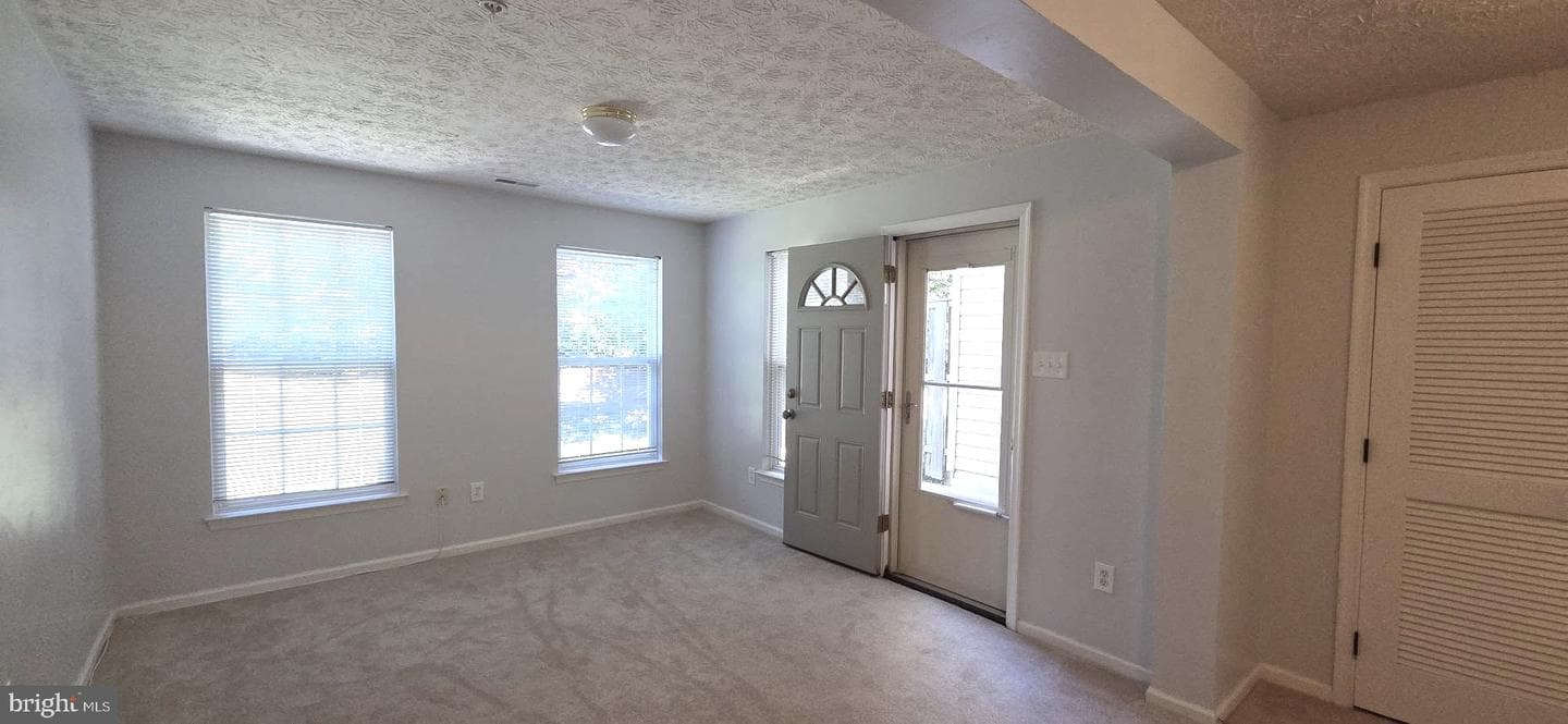 9776 Harvester Cir photo 13