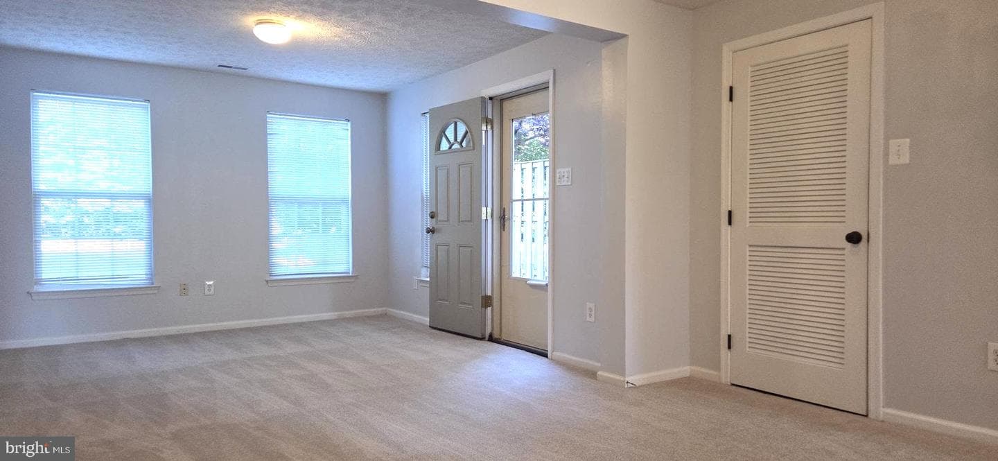 9776 Harvester Cir photo 14