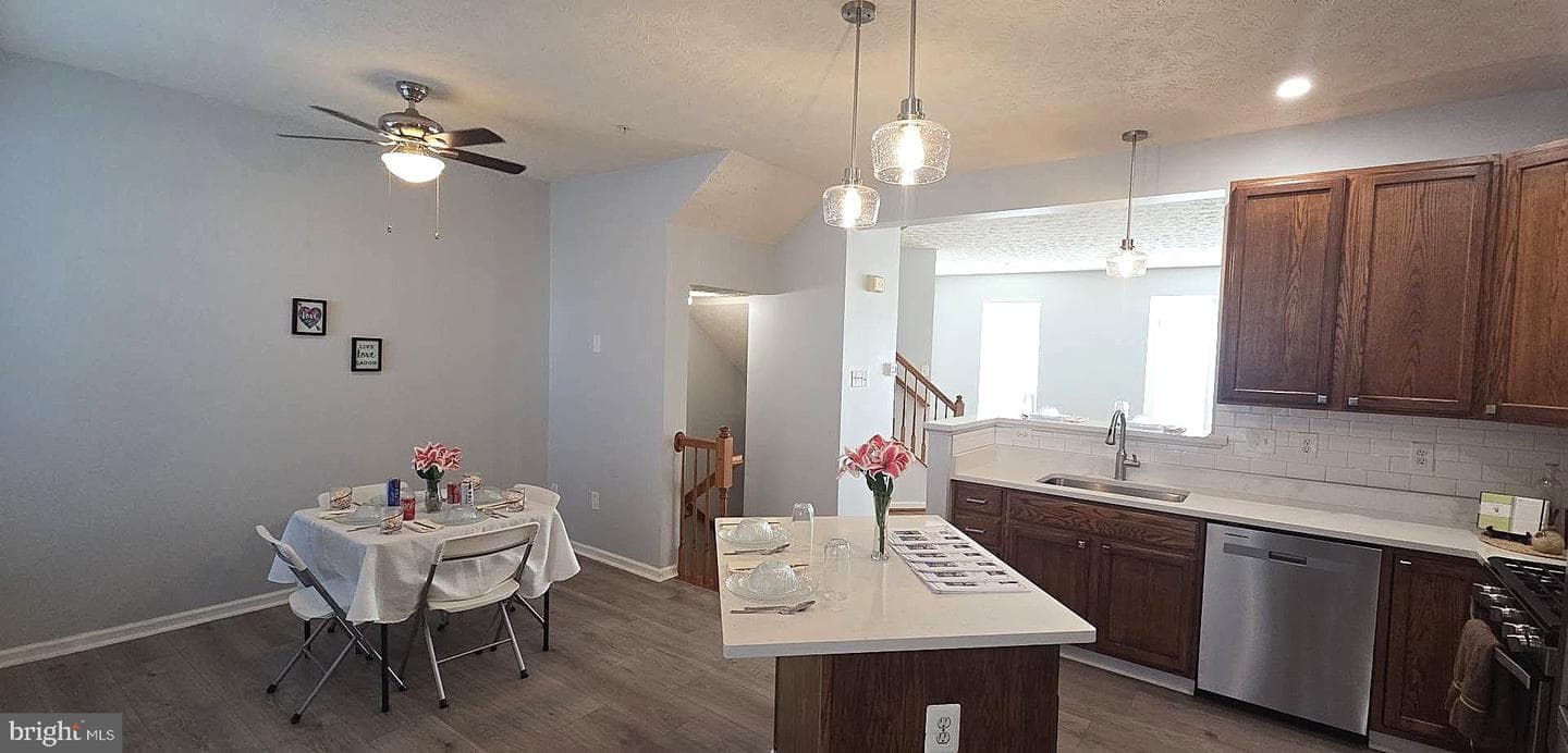 9776 Harvester Cir photo 16