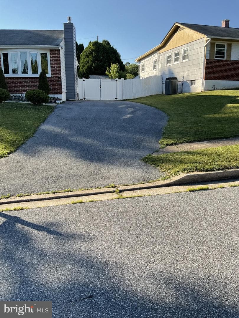103 Embleton Rd photo 33