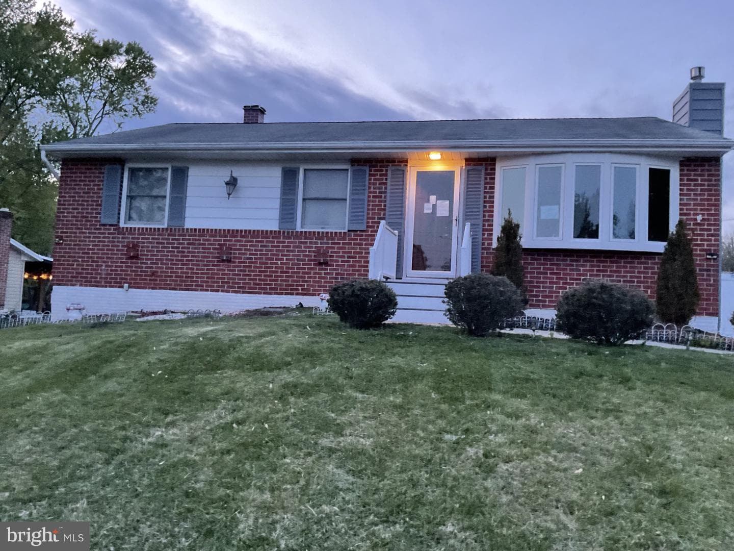 103 Embleton Rd photo 4