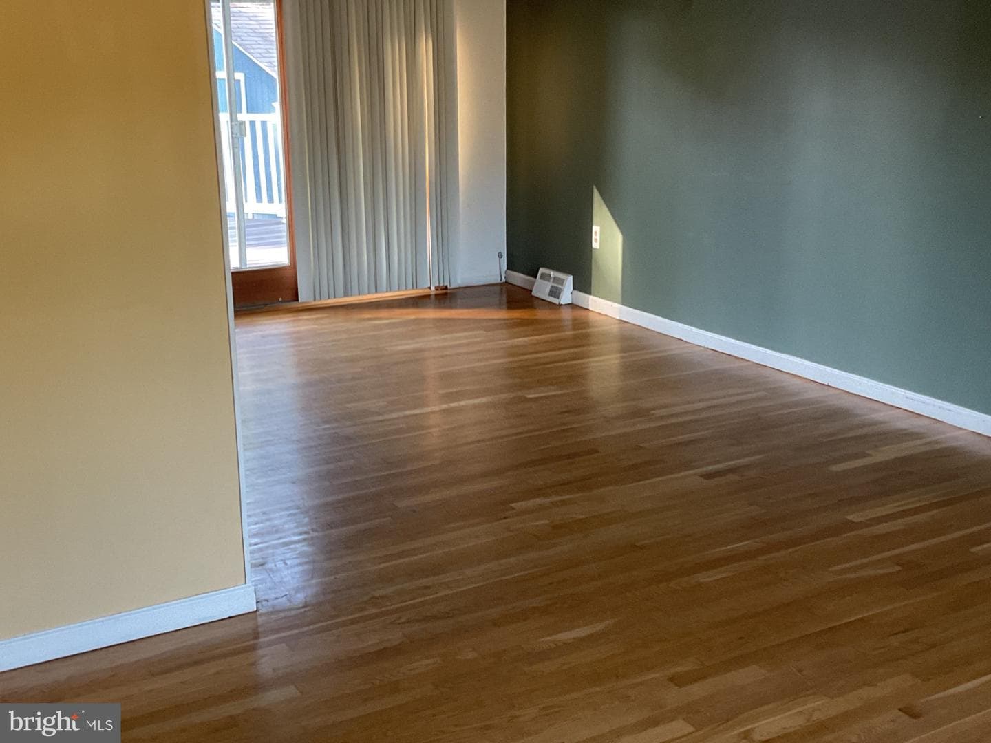 103 Embleton Rd photo 6