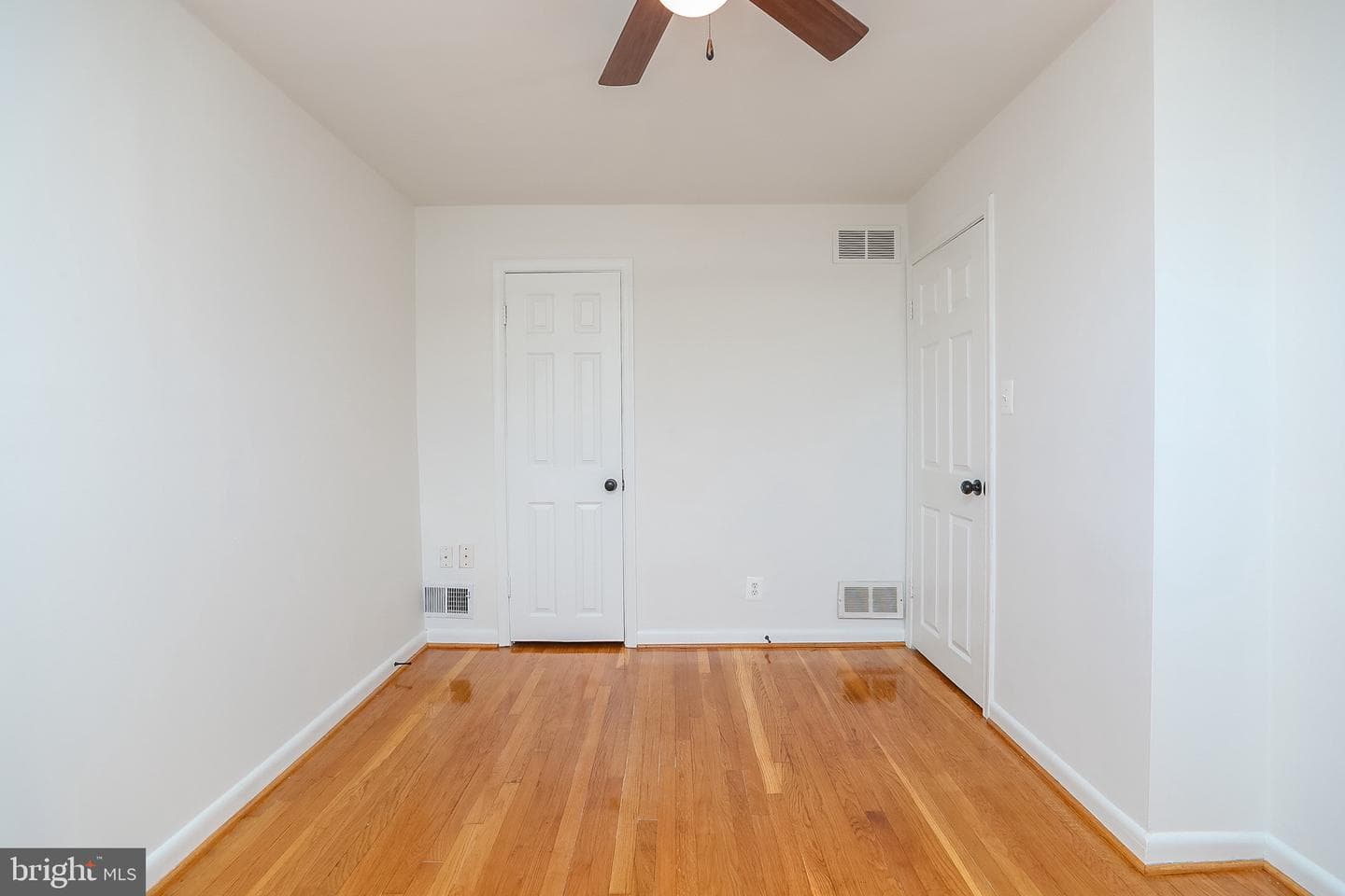 2224 Graythorn Road photo 7