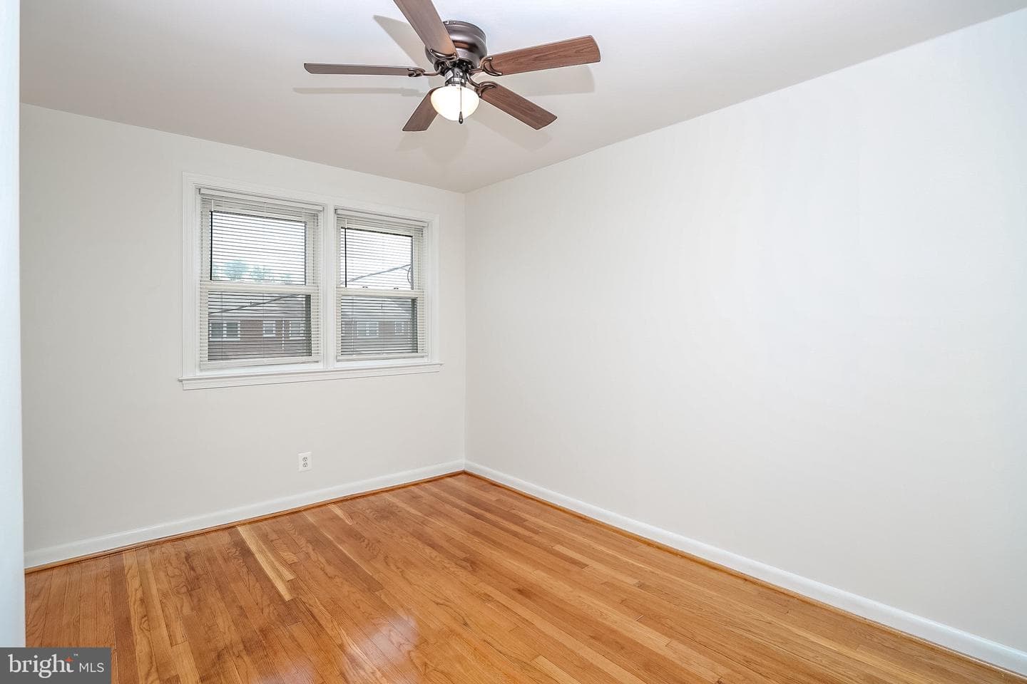 2224 Graythorn Road photo 9