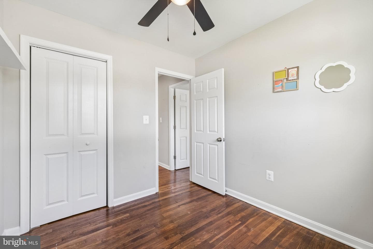 933 Prestwood Road photo 24
