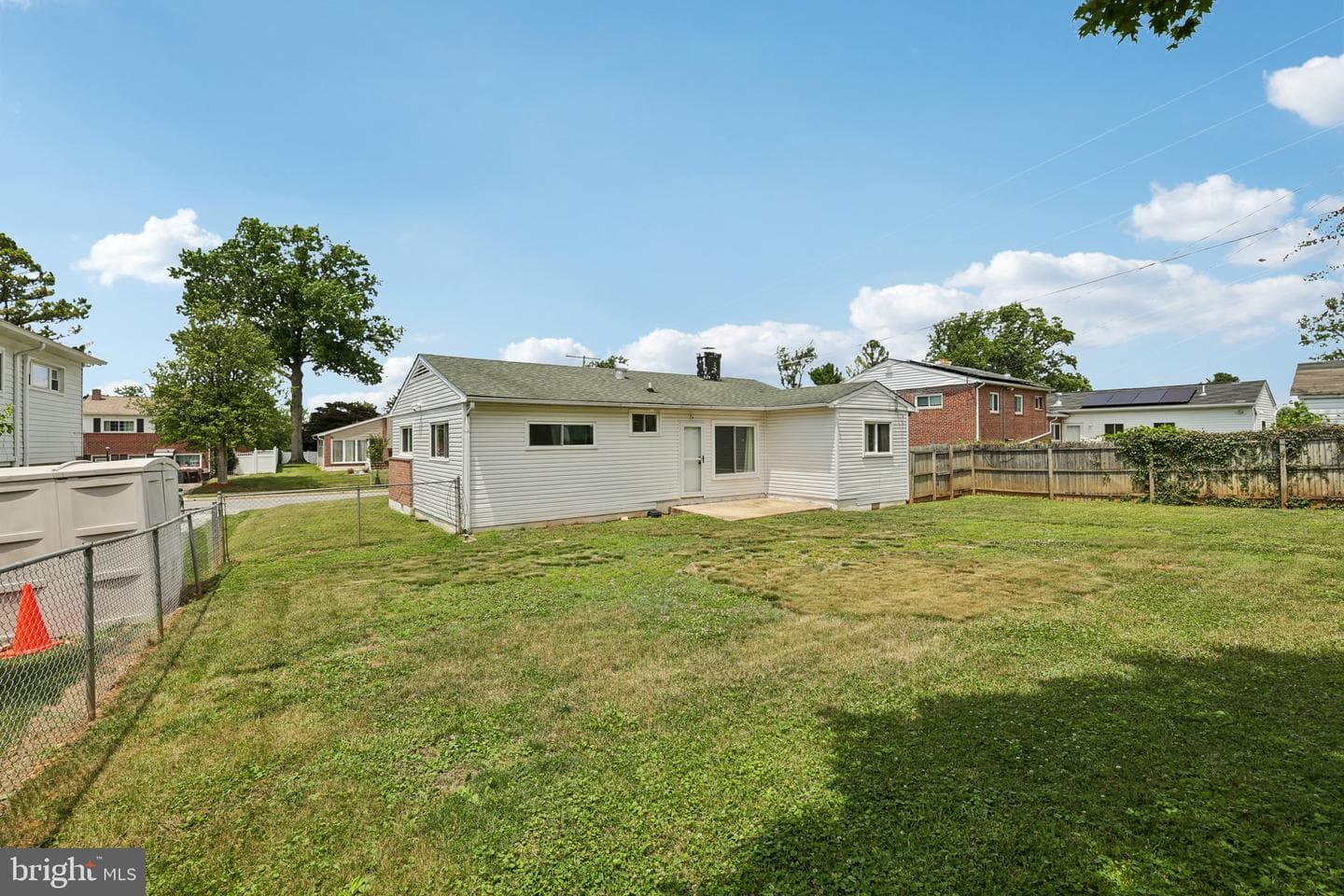933 Prestwood Road photo 33