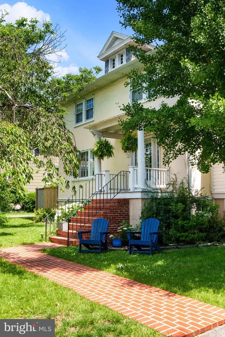 110 Osborne Avenue photo 2