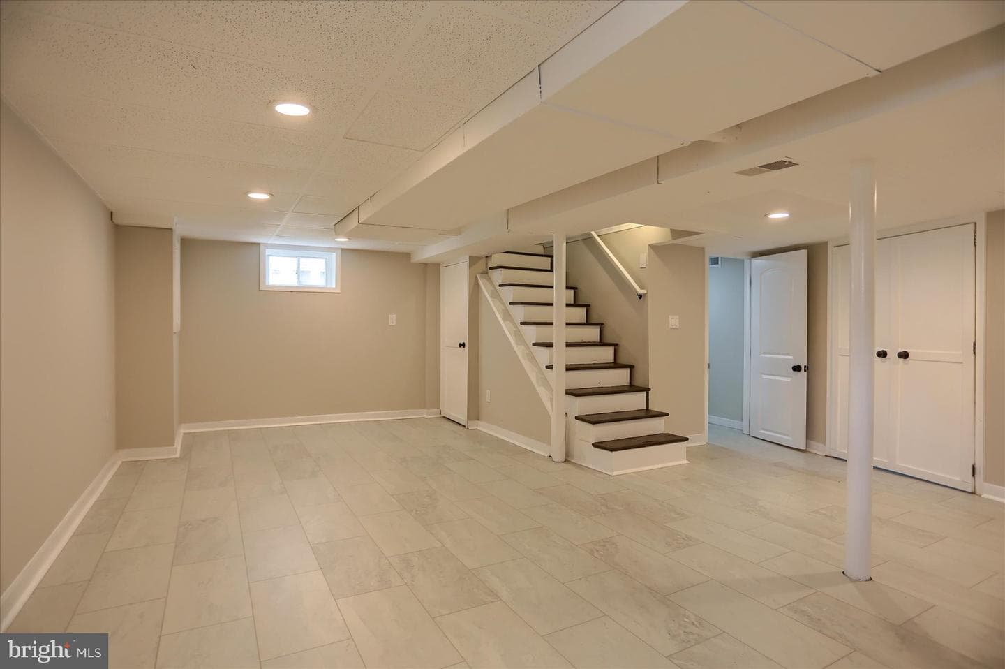 24 Lincoln Avenue photo 20