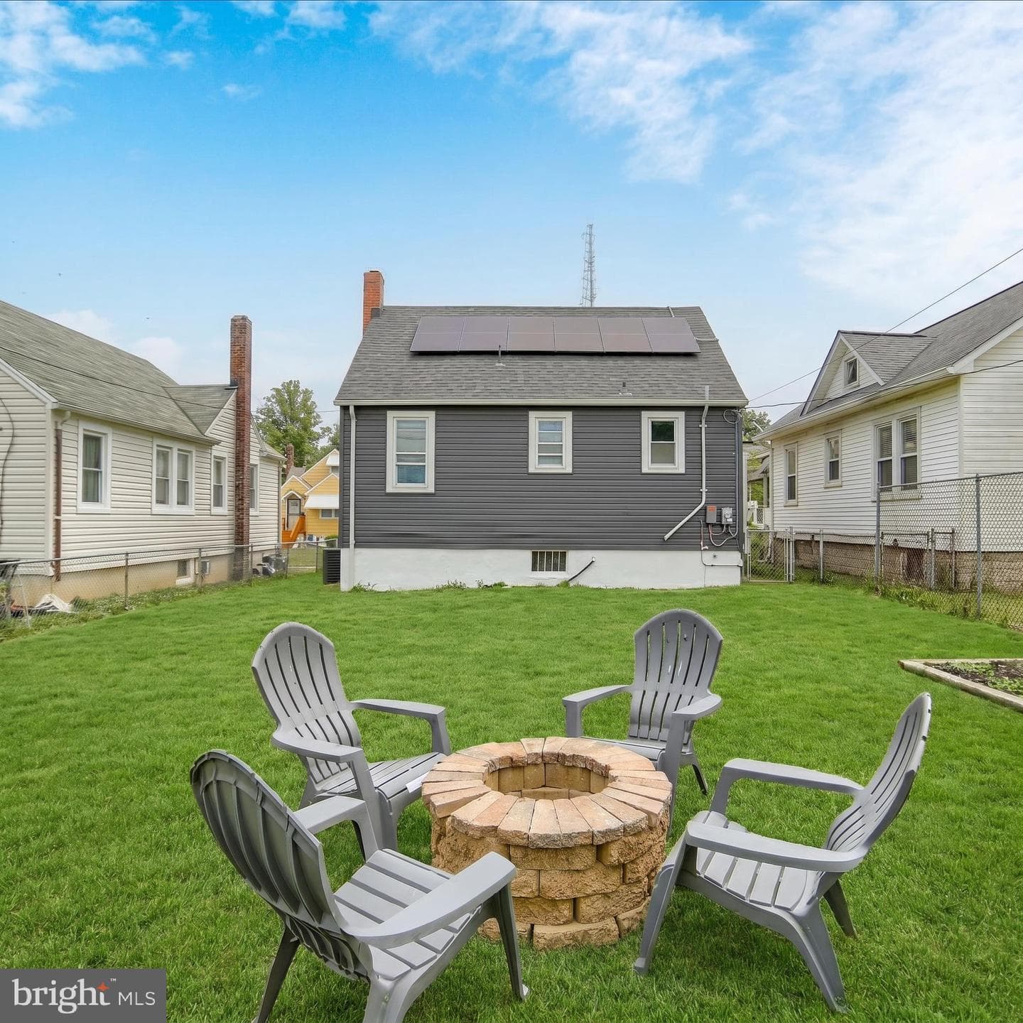24 Lincoln Avenue photo 25