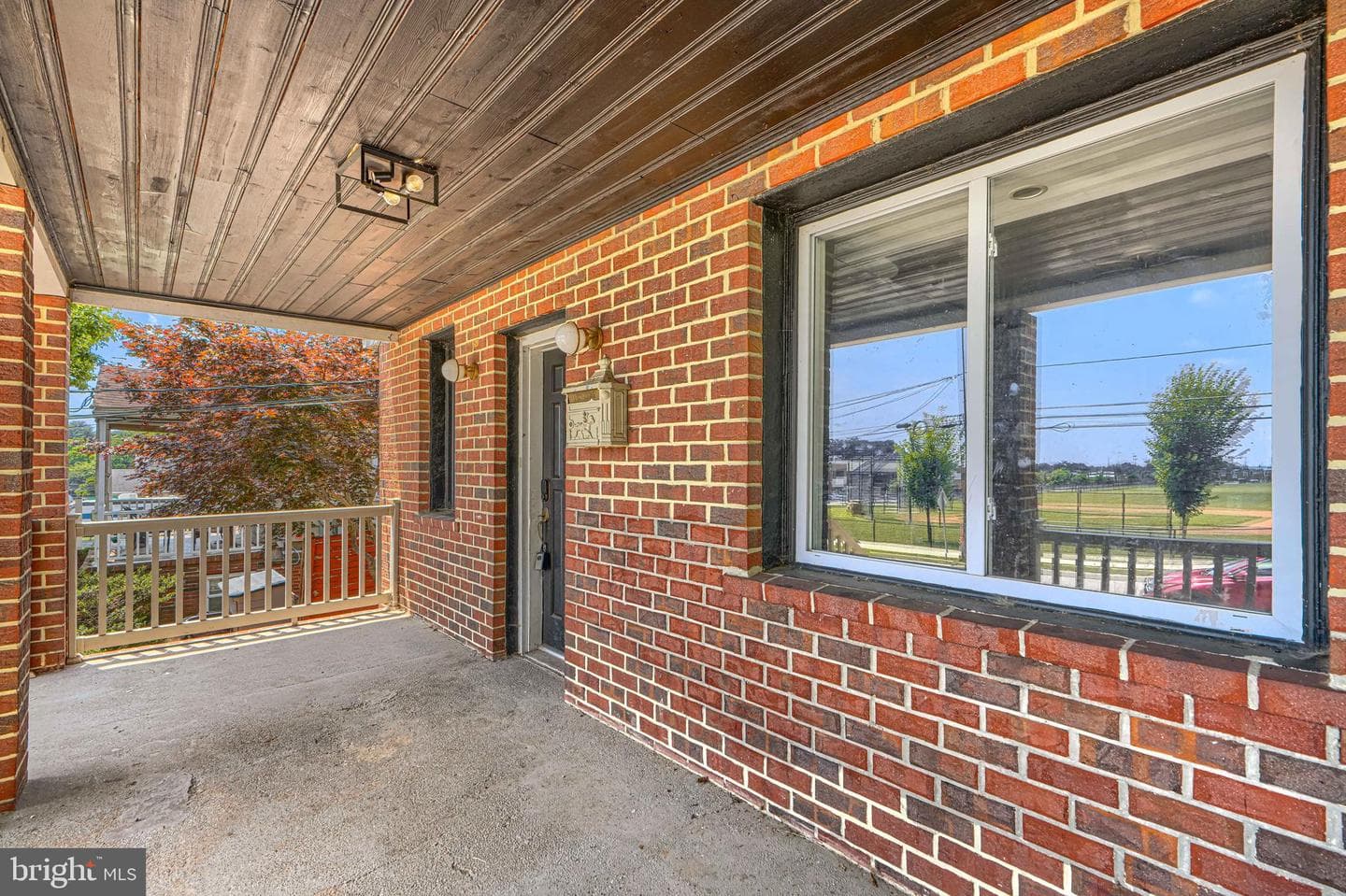 7428 Poplar Avenue photo 4