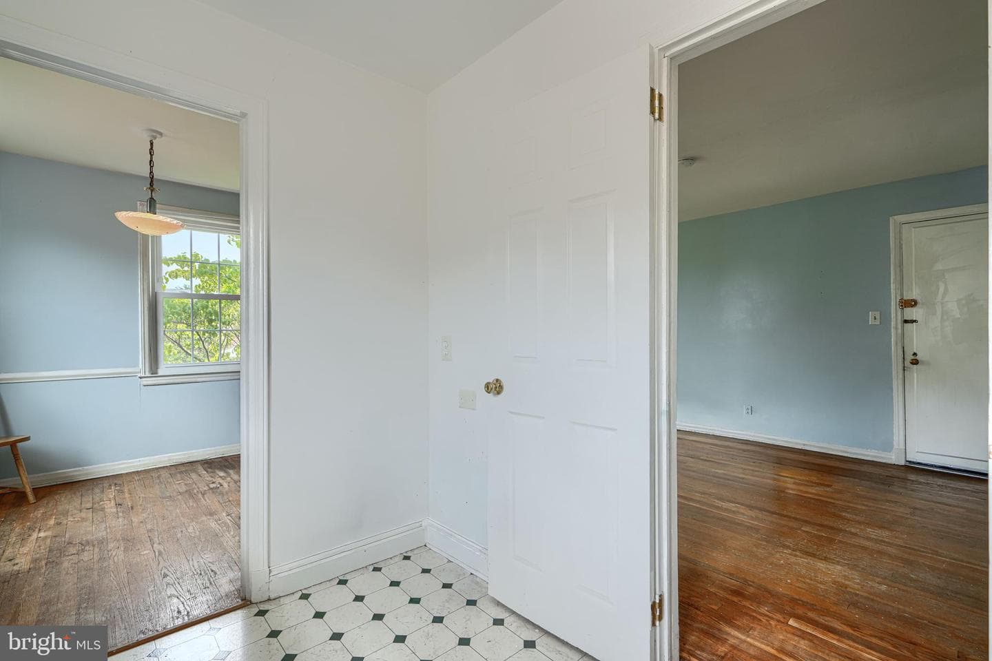 1806 Deveron Road photo 31