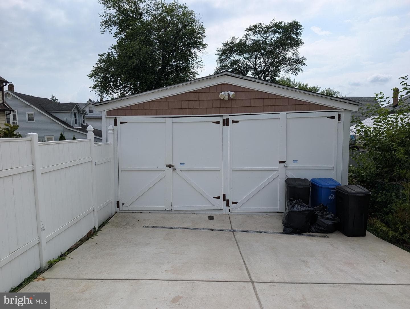 4500 Ridge Avenue photo 12