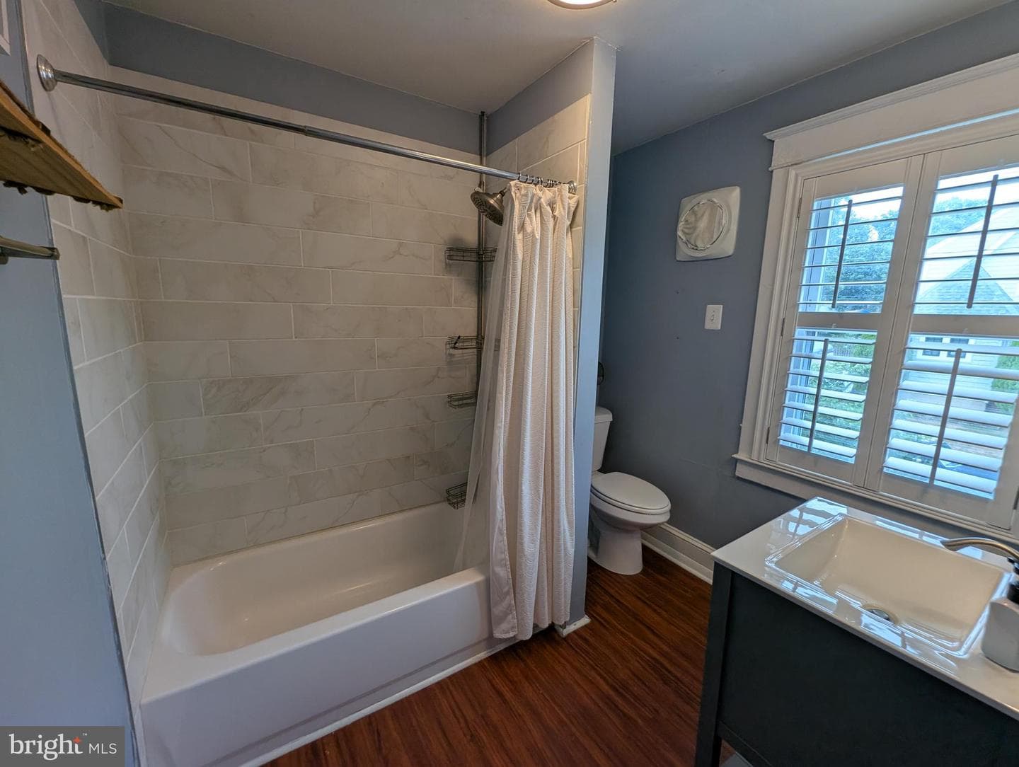 4500 Ridge Avenue photo 40